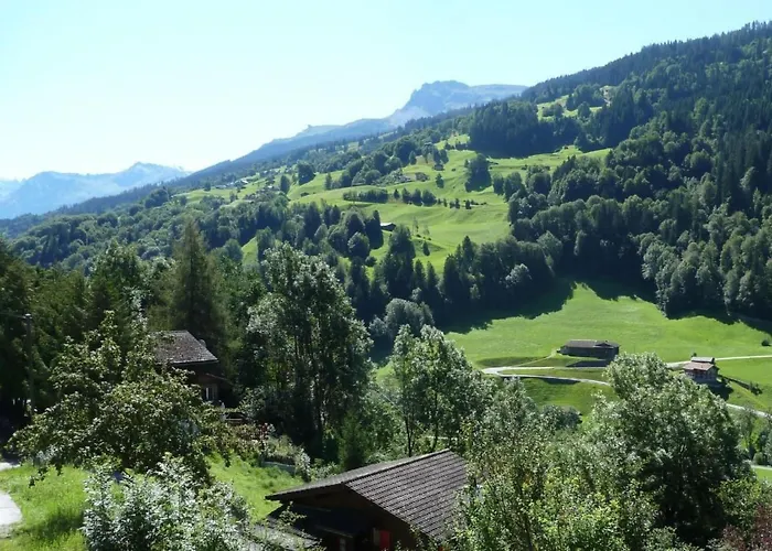 Stutz Hausteil Rechts By Interhome